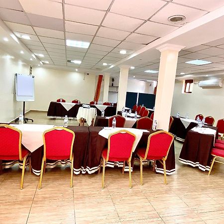 The Country Inn By Smart Haven Kigali Exterior foto